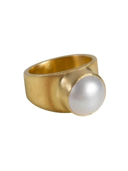 Pearl Dome Ring | Gold - Fairley