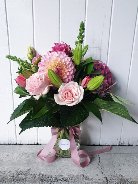 Beautiful Posy Vase - Pink
