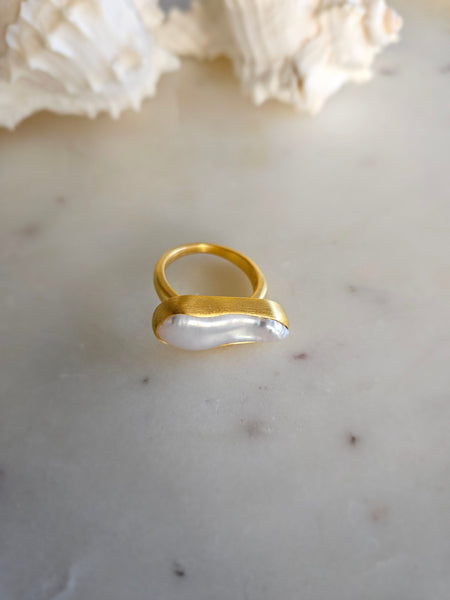 Pearl Bar Ring - Fairley