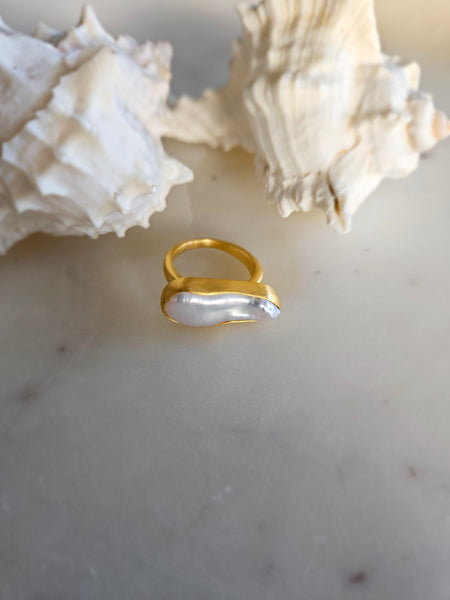 Pearl Bar Ring - Fairley