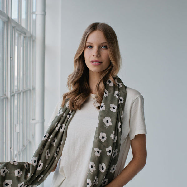 Daisy Day Scarf - Sophie Store