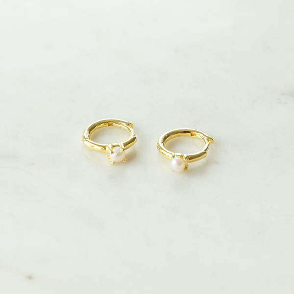 Solo Pearl Huggies - Sophie Store