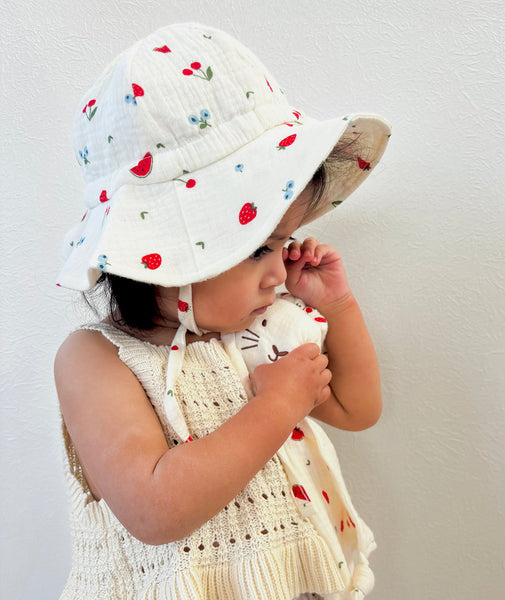 Organic Muslin Hat - Over the Dandelions