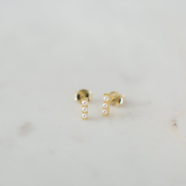 Pearl Bar Studs - Sophie Store